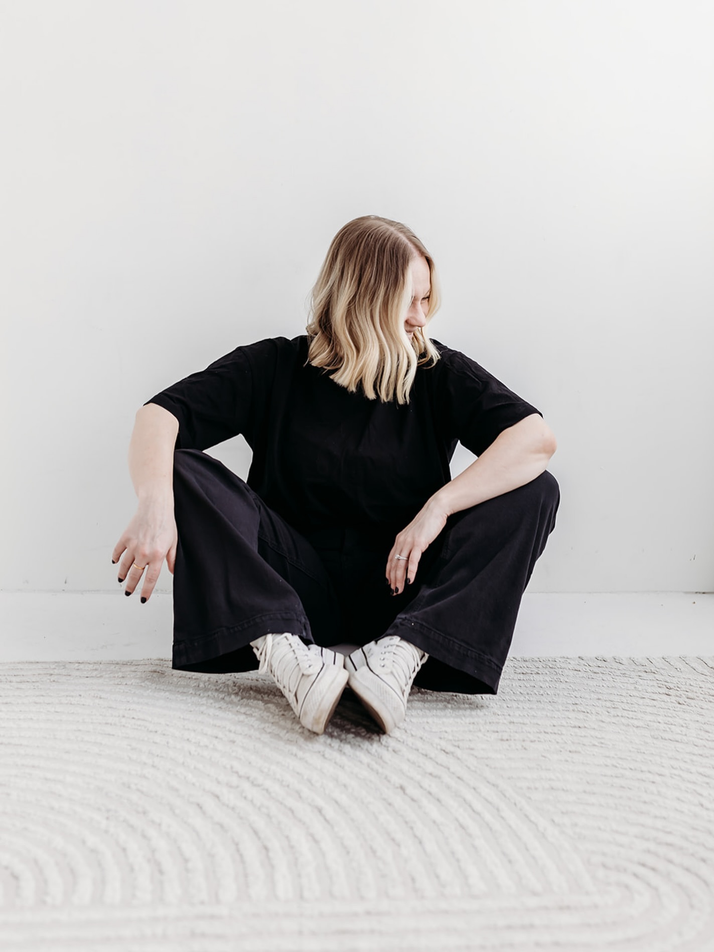 Nakd Nails artist portrait in black